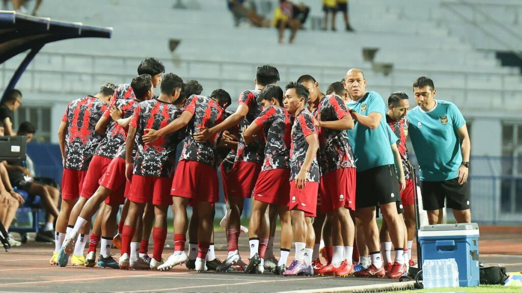 Hasil Final Piala AFF U-23 Vietnam vs Indonesia 2023: Ernando Ari Hentikan Penalti Lawan, Skor Masih 0-0 di Babak Pertama
