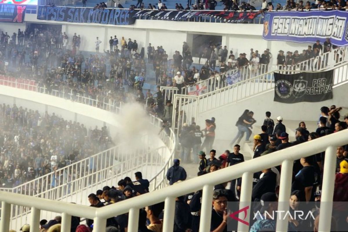 PSIS Semarang pertanyakan sanksi penutupan sebagian tribun stadion