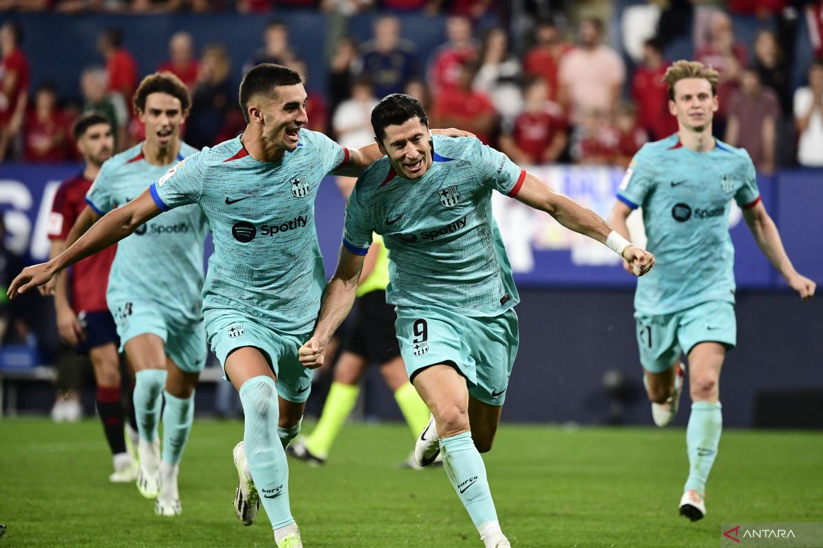 Penalti Lewandowski pastikan kemenangan 2-1 Barcelona atas Osasuna