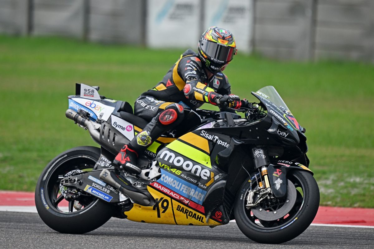 Bezzecchi rebut pole perdana di MotoGP India