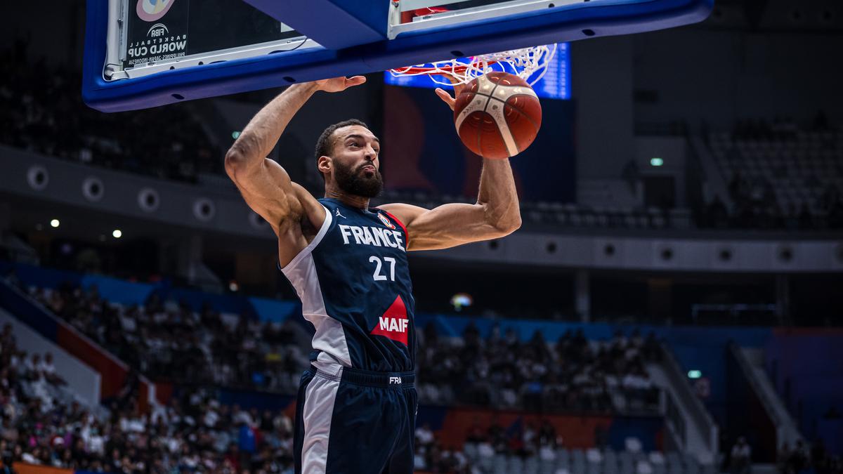 Terkesan dengan Indonesia, bintang NBA Rudy Gobert berjanji akan kembali usai Piala Dunia FIBA ​​2023