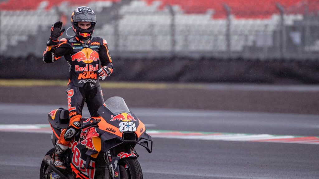 Bola Ganjil: Penakluk Lintasan Baru Sirkus Kuda Besi MotoGP, Miguel Oliveira Ancam Marc Marquez