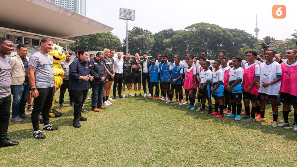 Hadiri Coaching Clinic Legenda Dortmund, Erick Thohir: Perkembangan sepak bola Indonesia harus dari bawah