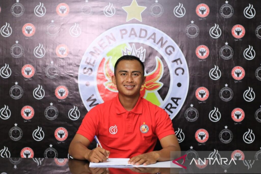 Semen Padang FC rekrut kakak Pratama Arhan hadapi Liga 2