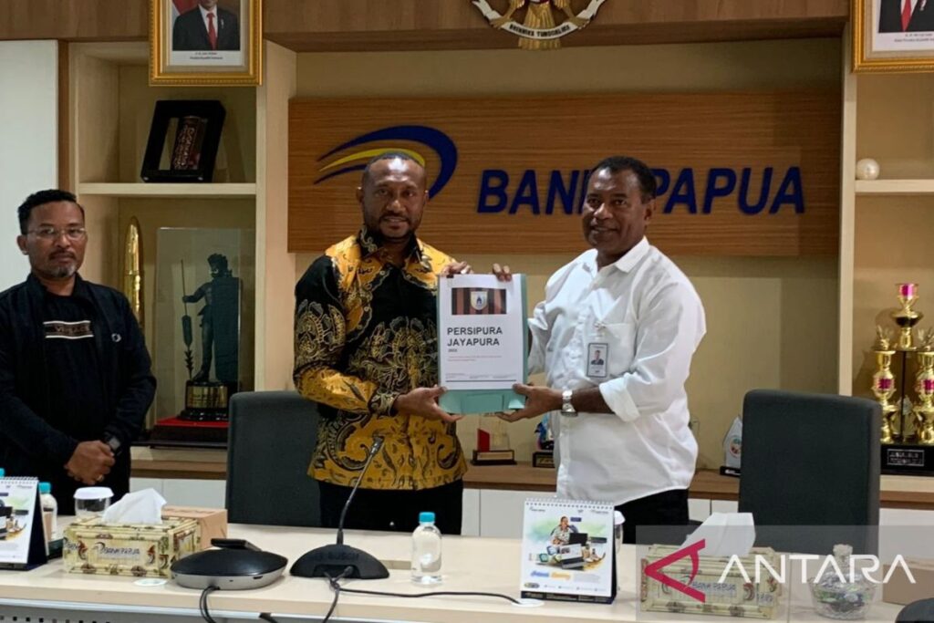Bank Papua terima laporan pertanggungjawaban keuangan dari Persipura
