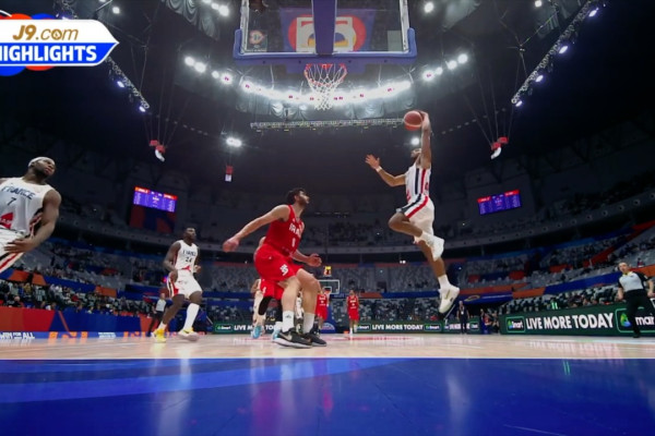 Timnas Bola Basket Prancis meraih kemenangan telak atas Iran