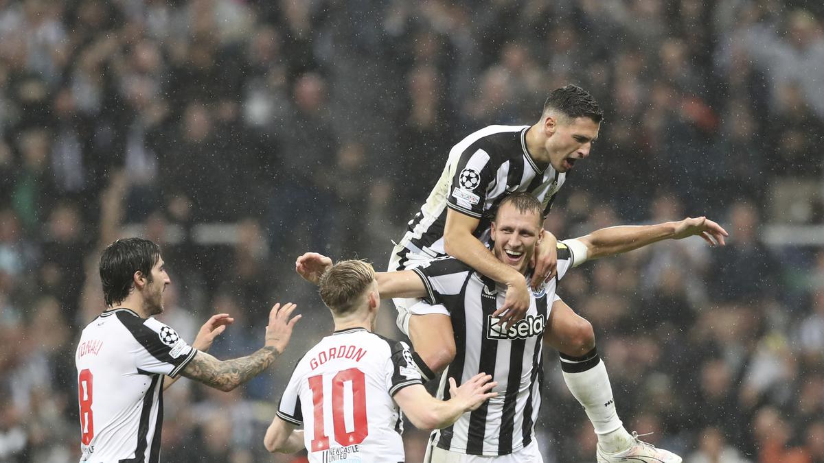 Hasil Liga Champions: Newcastle ke Puncak Usai Permalukan PSG 4-1, AC Milan Kembali Imbang