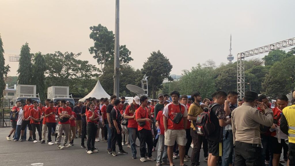Kualifikasi Piala Dunia 2026: Suporter Antusias Menyaksikan Laga Timnas Indonesia Vs Brunei Darussalam