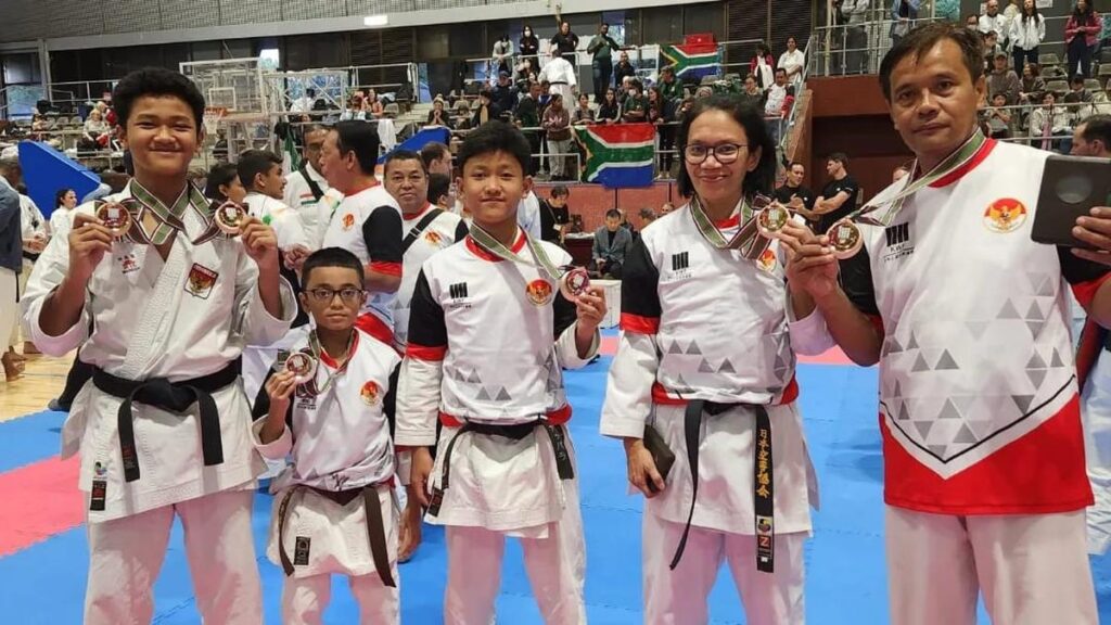 Indonesia meraih 6 medali dari Kejuaraan Karate Dunia di Tokyo
