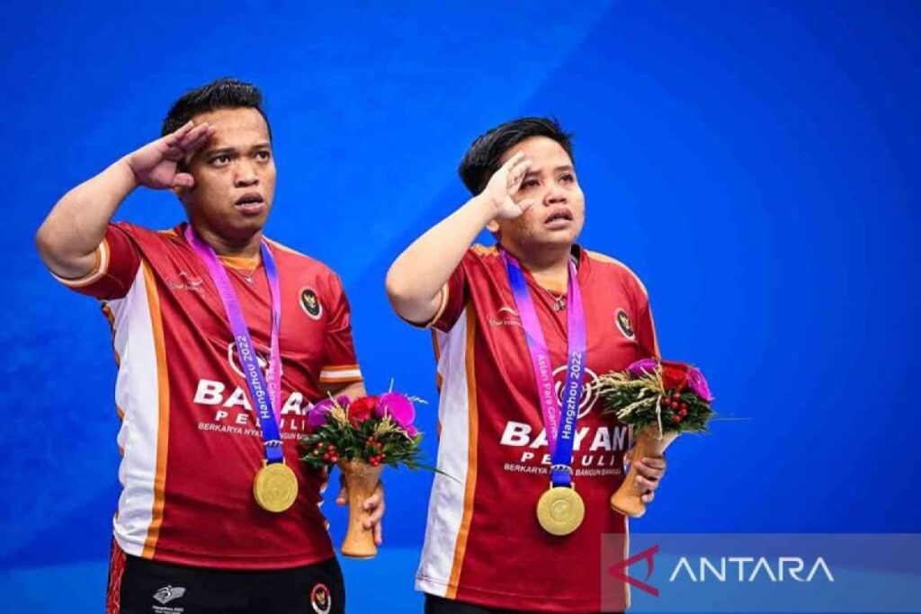 Ganda campuran Indonesia meraih medali emas di Asian Para Games Hangzhou