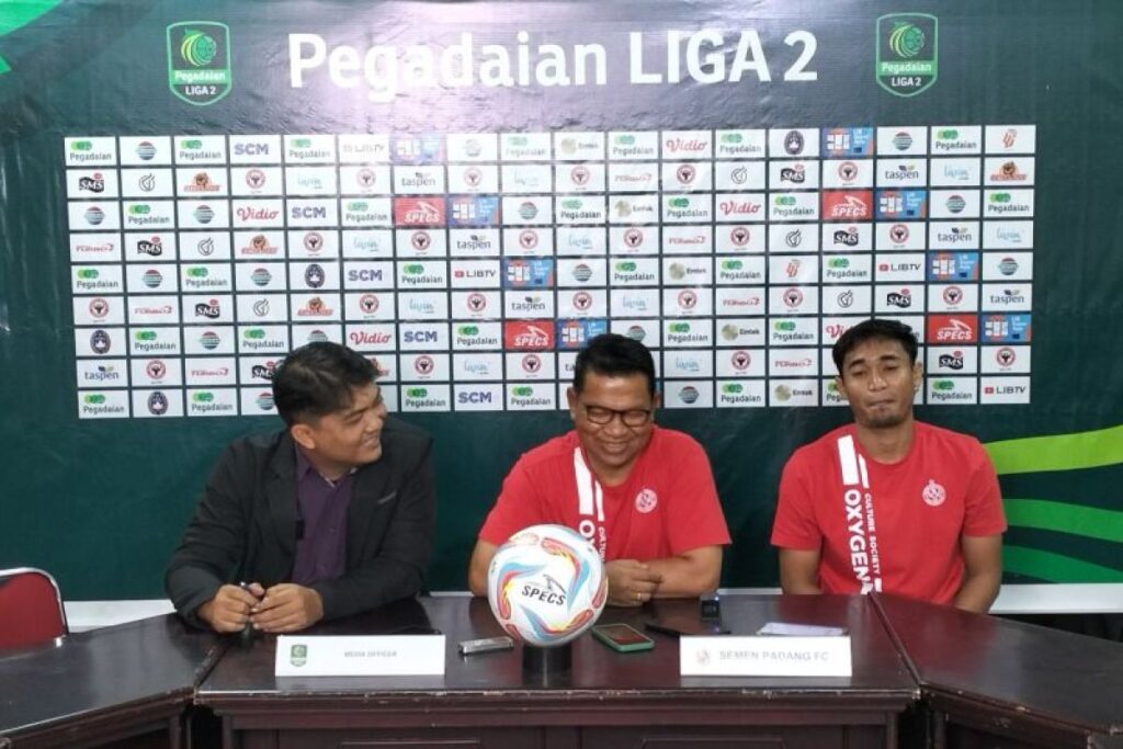 Semen Padang FC siapkan lemparan ke dalam senjata lawan PSMS Medan