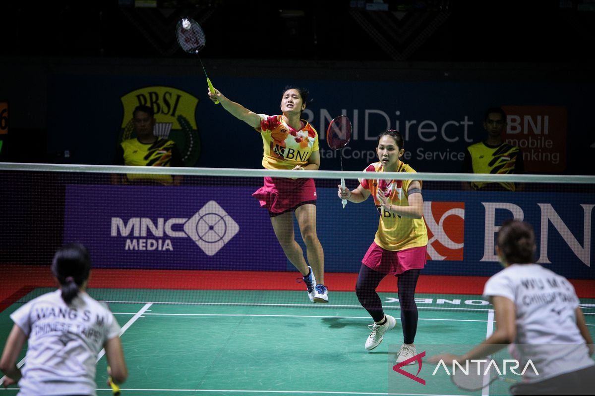 Lanny Tria Mayasari-Ribka Sugiarto melaju ke semifinal BNI Indonesia Masters II 2023