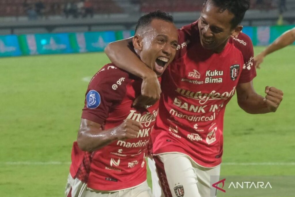 Bali United mengalahkan Persita 3-0