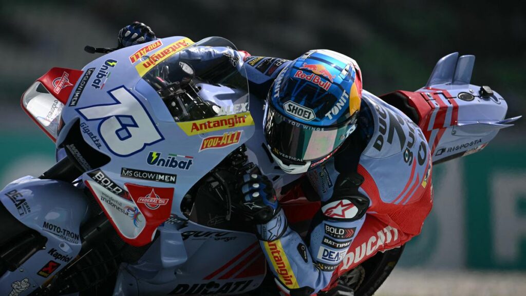 3 Berita Sepak Bola Teratas: Alex Marquez Memenangkan Balapan Sprint MotoGP Malaysia