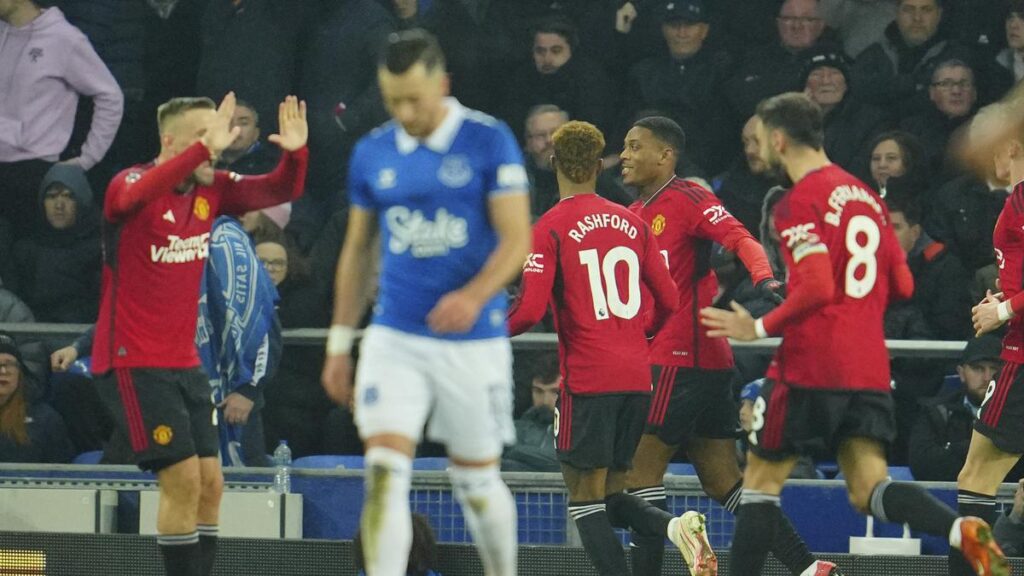 Hasil Liga Inggris: Manchester United Curi Poin Saat Kandang Everton, Garnacho Cetak Gol Spektakuler