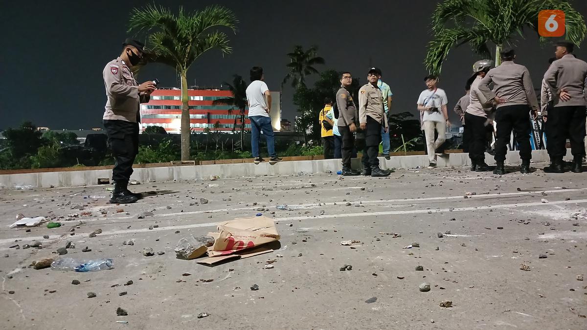 Polisi Selidiki Kerusuhan Suporter Sepak Bola di Stadion Indomilk Arena Tangerang