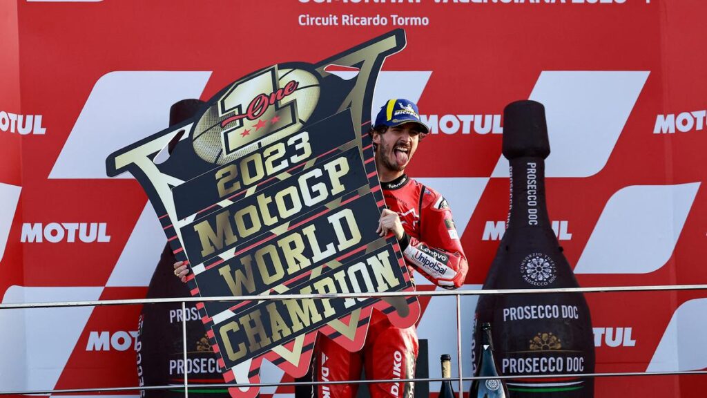 Juara Dunia MotoGP Back to Back, Francesco Bagnaia Samai Rekor 3 Legenda
