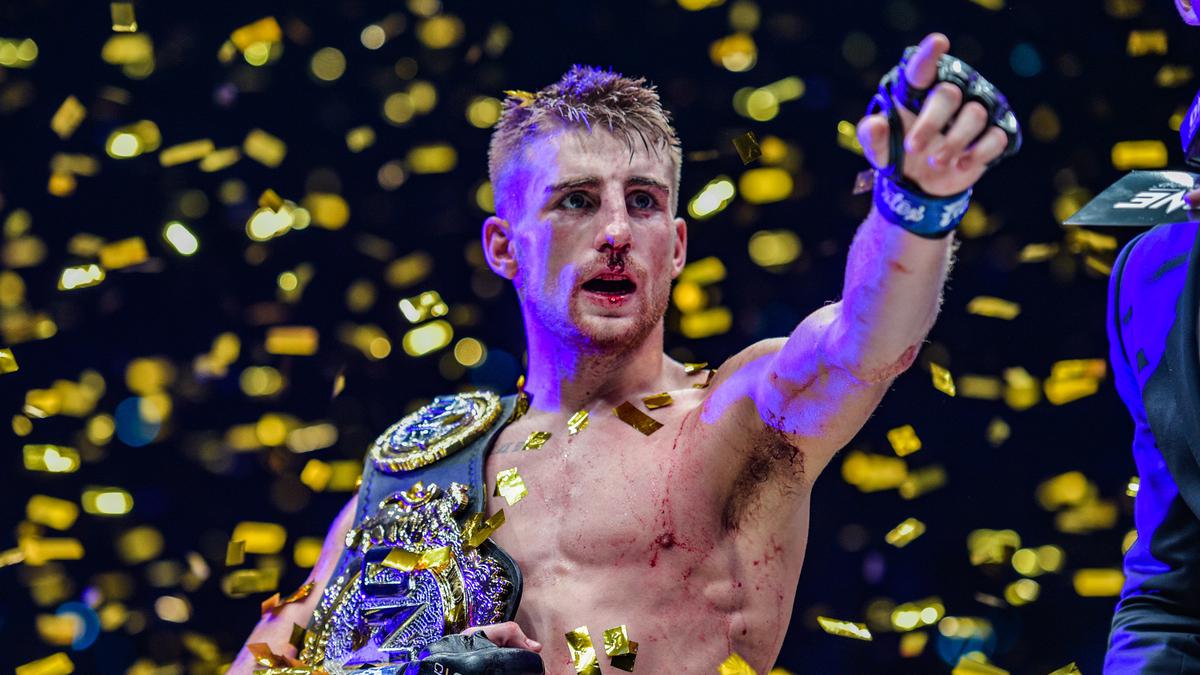 Hasil ONE Fight Night 16: Kalahkan Juara MMA, Jonathan Haggerty Dominasi 2 Disiplin Olahraga