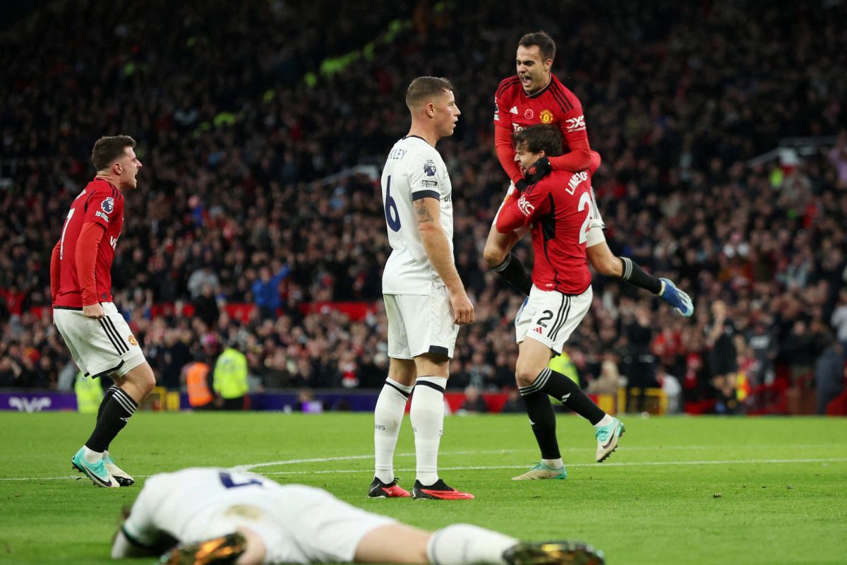 MU tekuk Luton Town, Arsenal naik ke peringkat kedua Liga Inggris