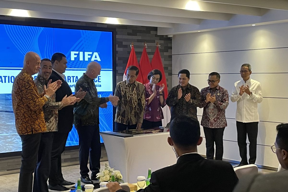 Presiden Jokowi resmikan pembukaan kantor FIFA di Jakarta