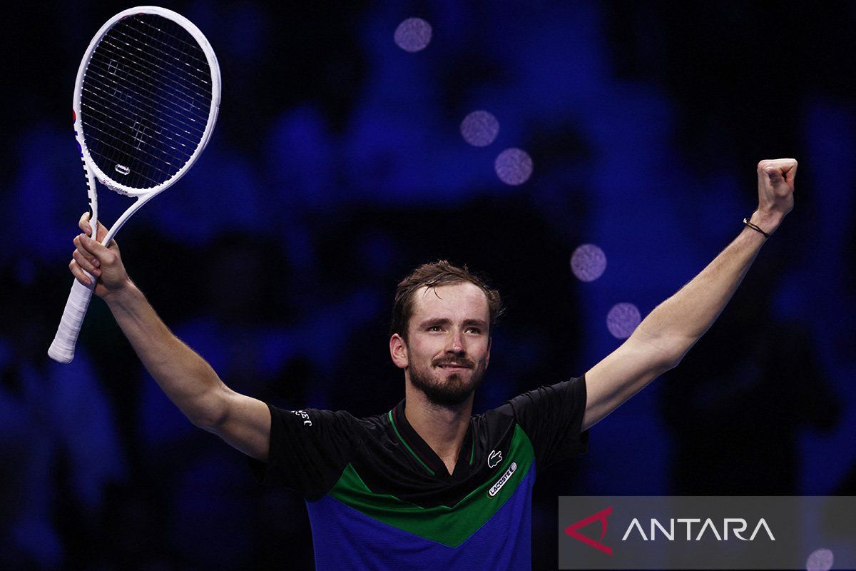 Final Tenis ATP : Daniil Medvedev menyingkirkan Andrey Rublev