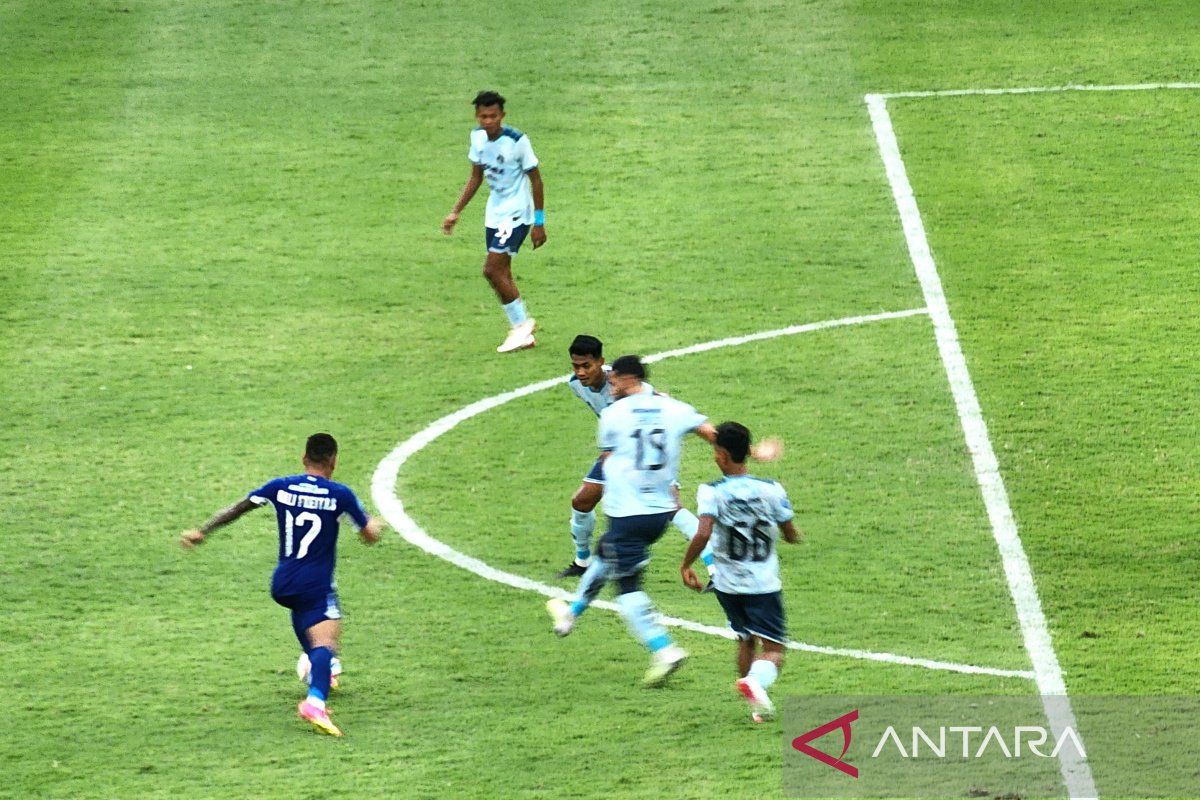 PSIS kandaskan Persita dengan kemenangan telak 4-0