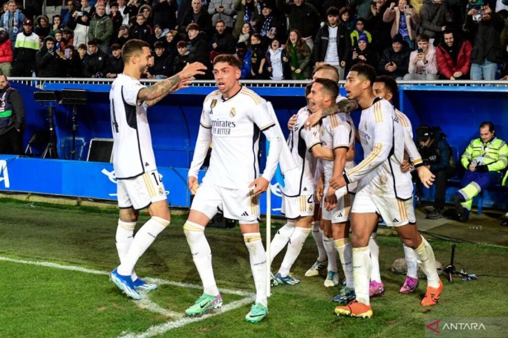 Real Madrid rebut puncak klasemen berkat kemenangan 1-0 atas Alaves