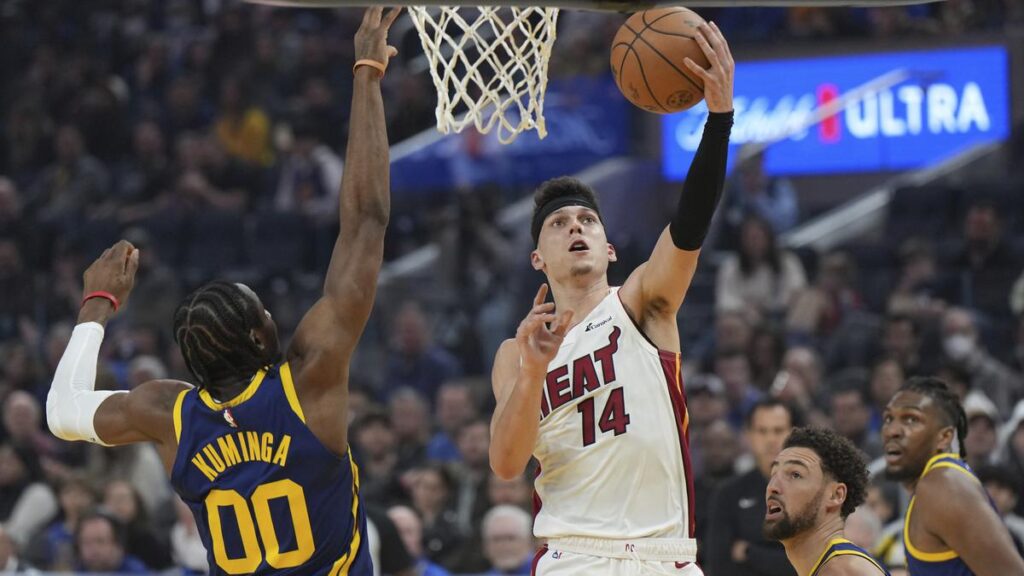 Hasil NBA: Krisis Pemain, Miami Heat Malah Mampu Akhiri Keperkasaan Golden State Warriors