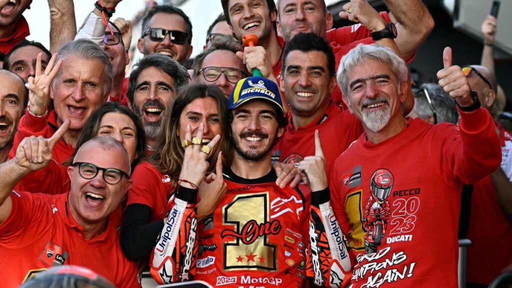 Kaleidoskop 2023: Juara MotoGP Francesco Bagnaia, Marc Marquez Rela Tinggalkan Repsol Honda ke Ducati