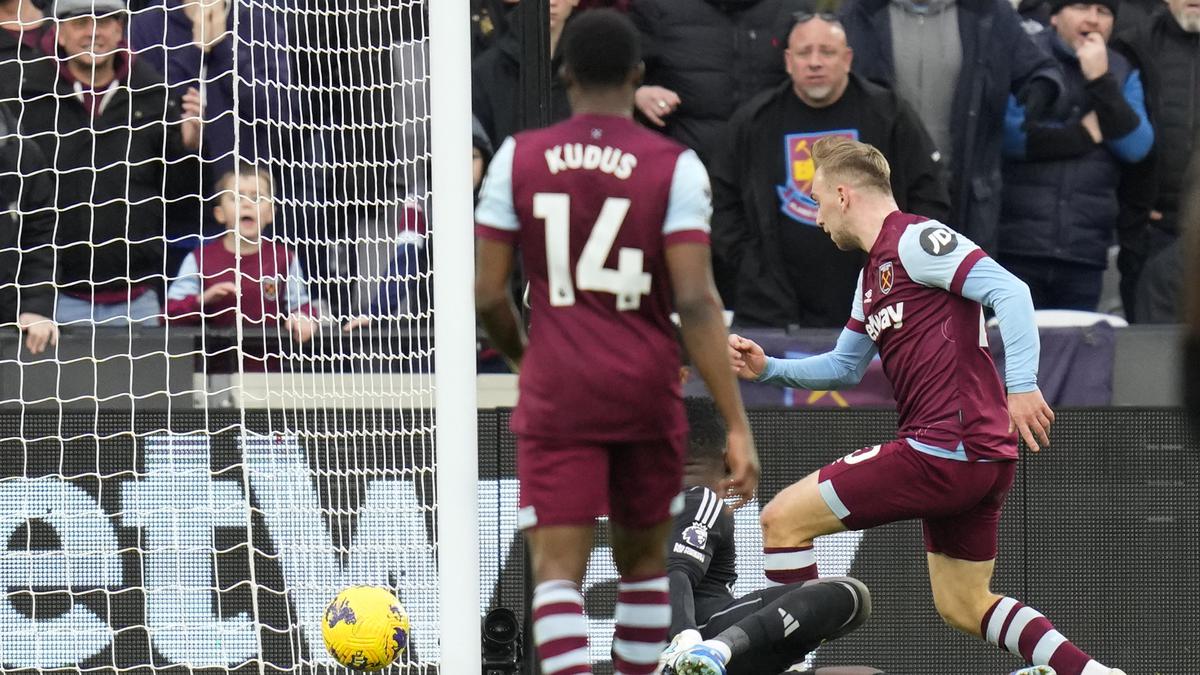 Hasil Liga Inggris: Kudus Cetak Gol, Manchester United Kalah di Kandang West Ham