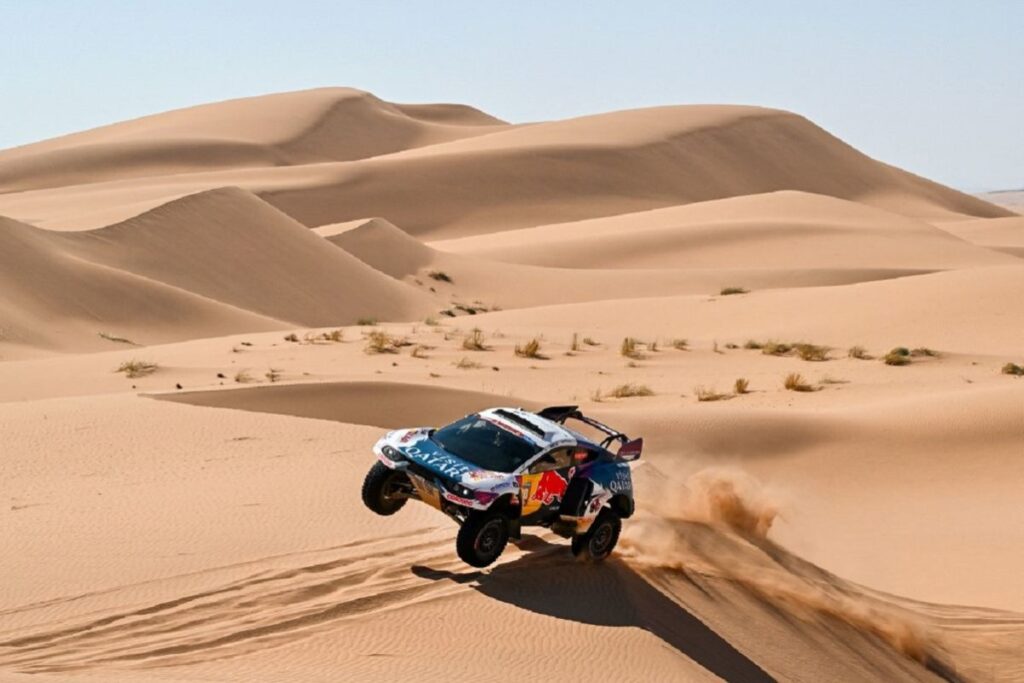 Al Attiyah menangi etape lima Dakar demi dekati puncak klasemen