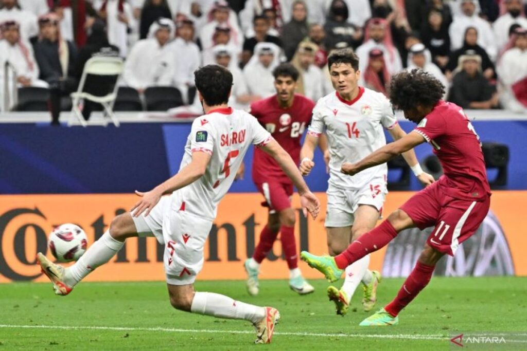 Qatar melaju ke 16 besar Piala Asia setelah kalahkan Tajikistan 1-0