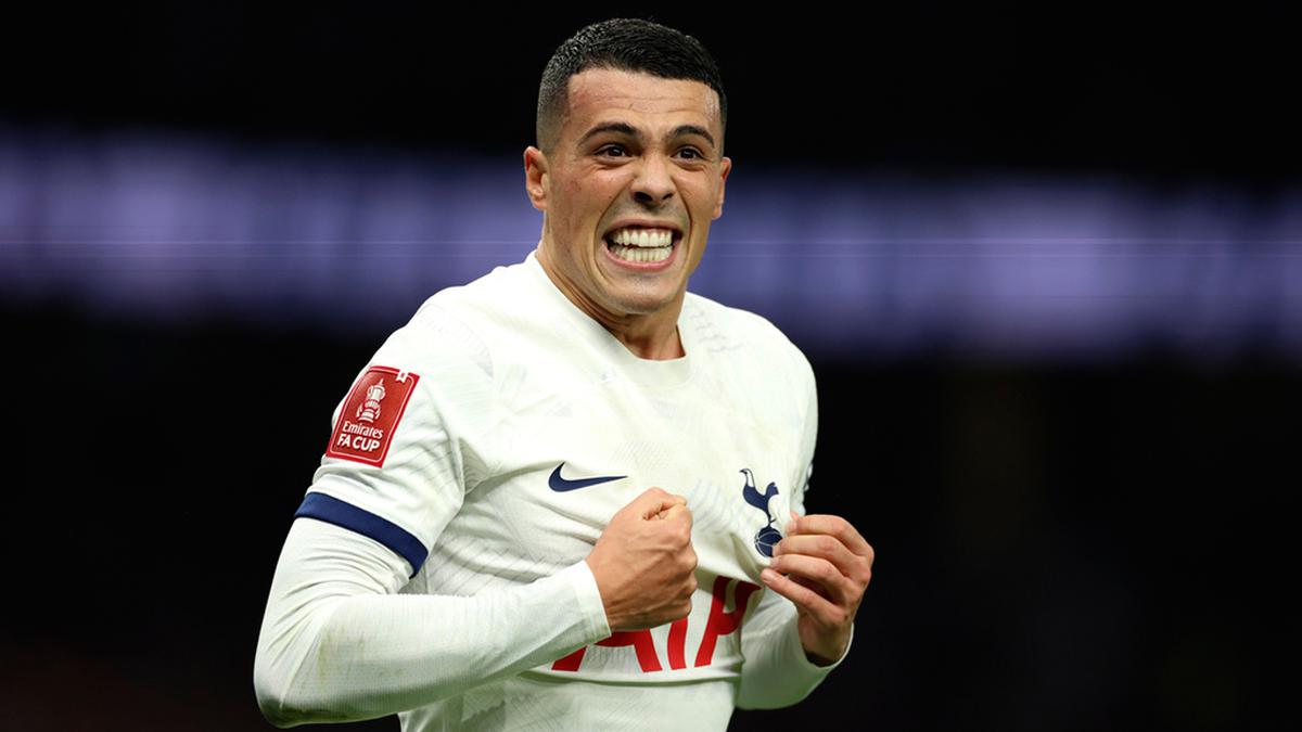 Hasil Piala FA: Gol Tunggal Pedro Porro Bawa Tottenham Hotspur Kalahkan Burnley