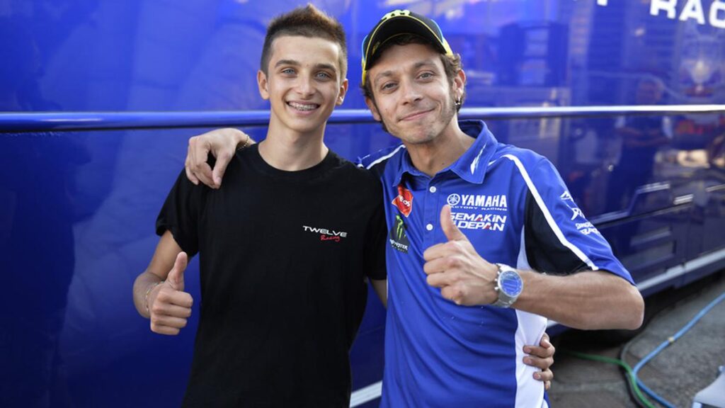 Menghibur sang adik, Valentino Rossi yakin Honda bakal kompetitif di MotoGP 2024