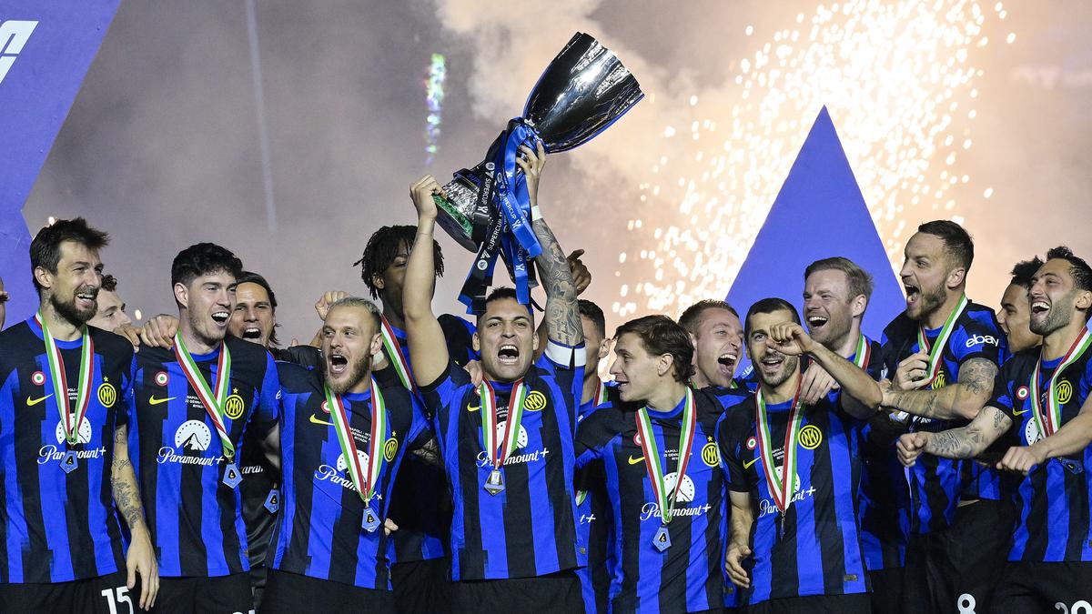 Kalahkan 10 pemain Napoli, Inter Milan berhasil meraih Piala Super Italia 3 kali berturut-turut