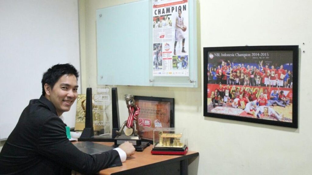 Menggantikan menantu Rafael Alun, Rony Gunawan menjadi manajer timnas basket putra