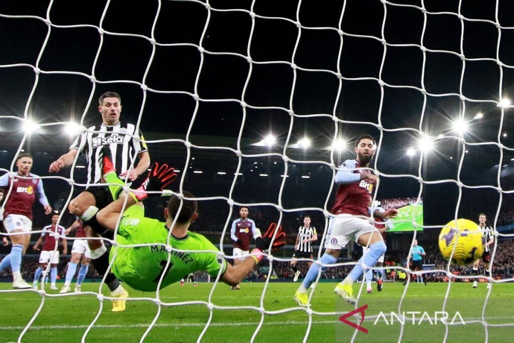Liga Premier: Newcastle United mengalahkan Aston Villa 3-1