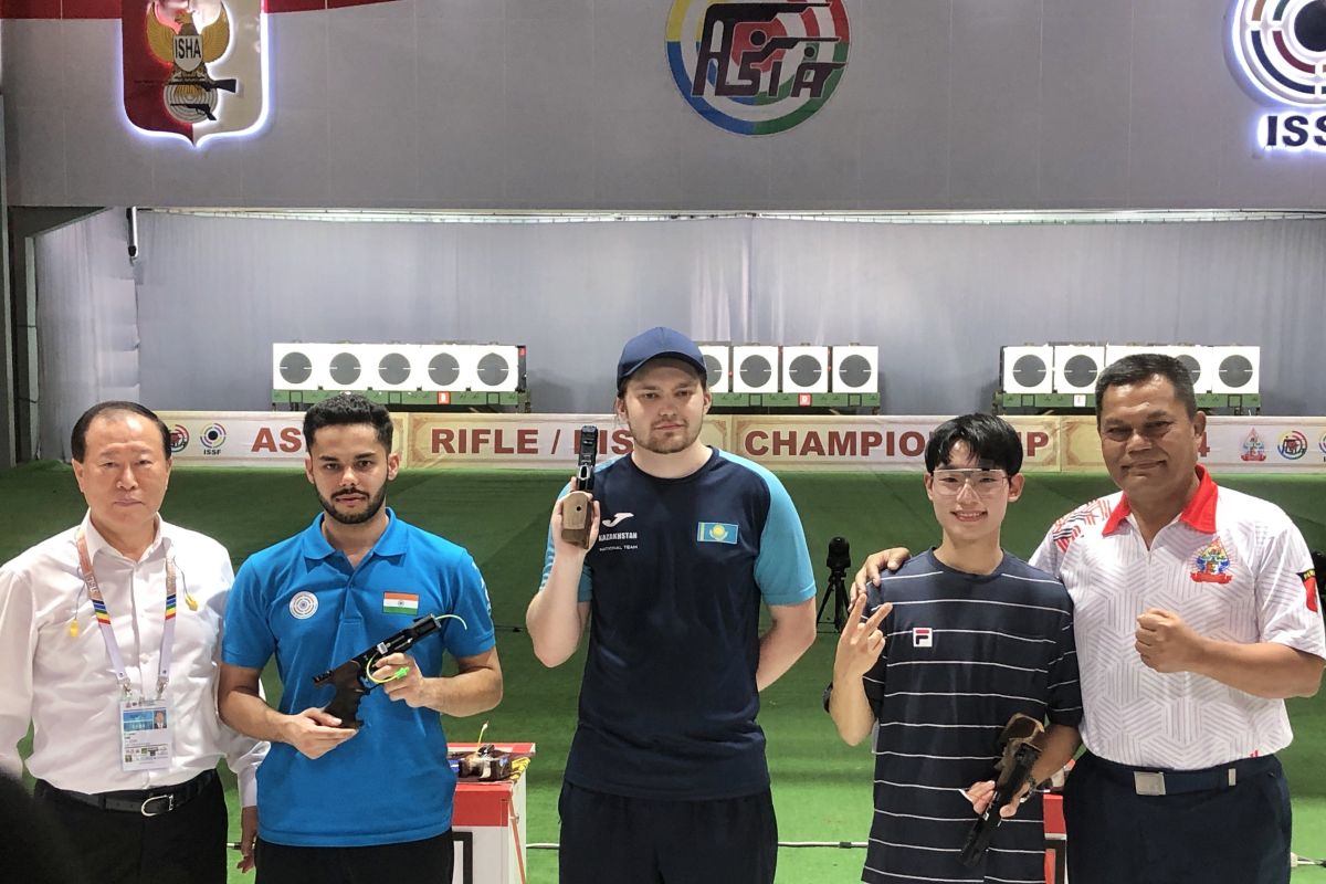 Atlet Kazakhstan raih juara di Asian Rifle/Pistol Championship Jakarta
