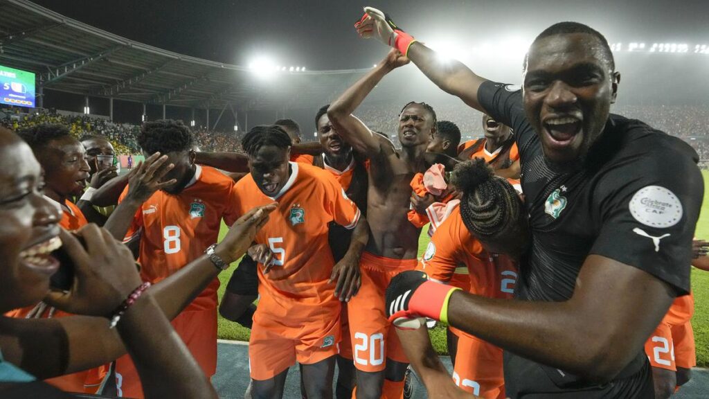 Aksi Telanjang dan Adu Tinju Jurnalis Ciptakan Cerita di Piala Afrika 2023,