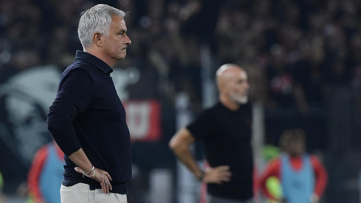 Usai dipecat AS Roma, Jose Mourinho bermimpi kembali ke Manchester United