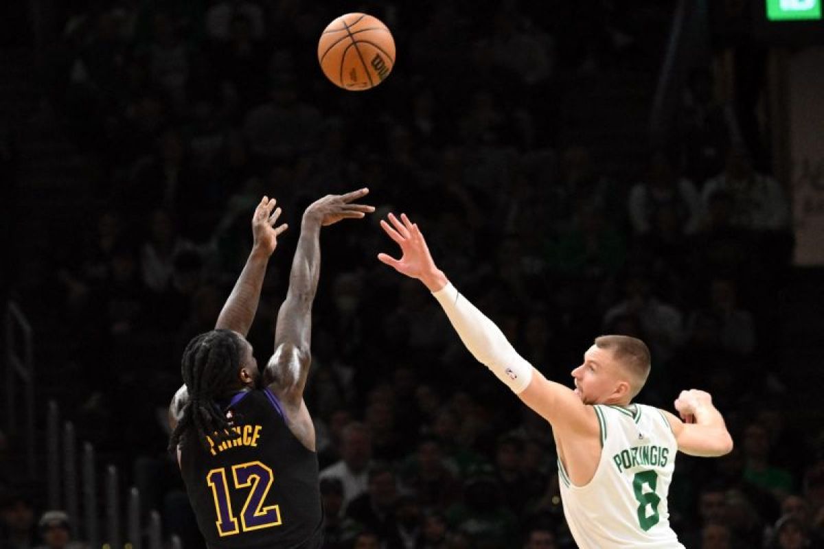 Lakers taklukkan Celtics 114-105 meski tanpa LeBron-Davis