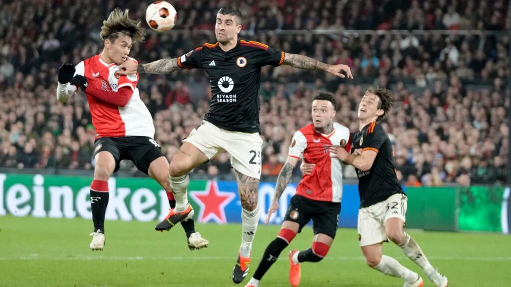 Leg Pertama Play Off 16 Besar Liga Europa, Feyenoord Imbang Kontra AS Roma