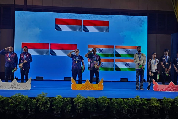 Indonesia meraih 3 gelar juara dunia bulu tangkis dari Thailand