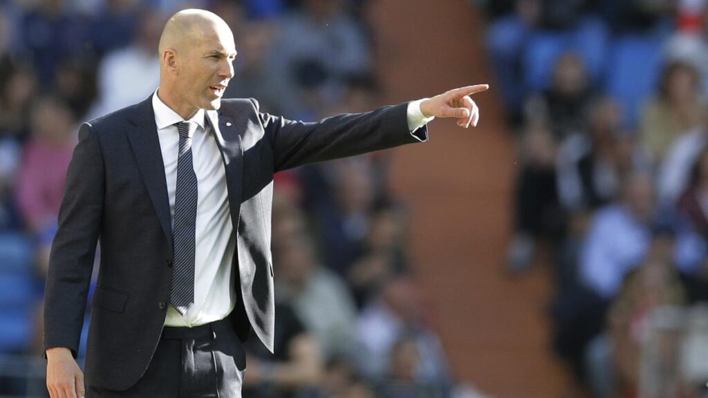 Zinedine Zidane Diklaim Akan Melatih Manchester United, Gantikan Ten Hag?