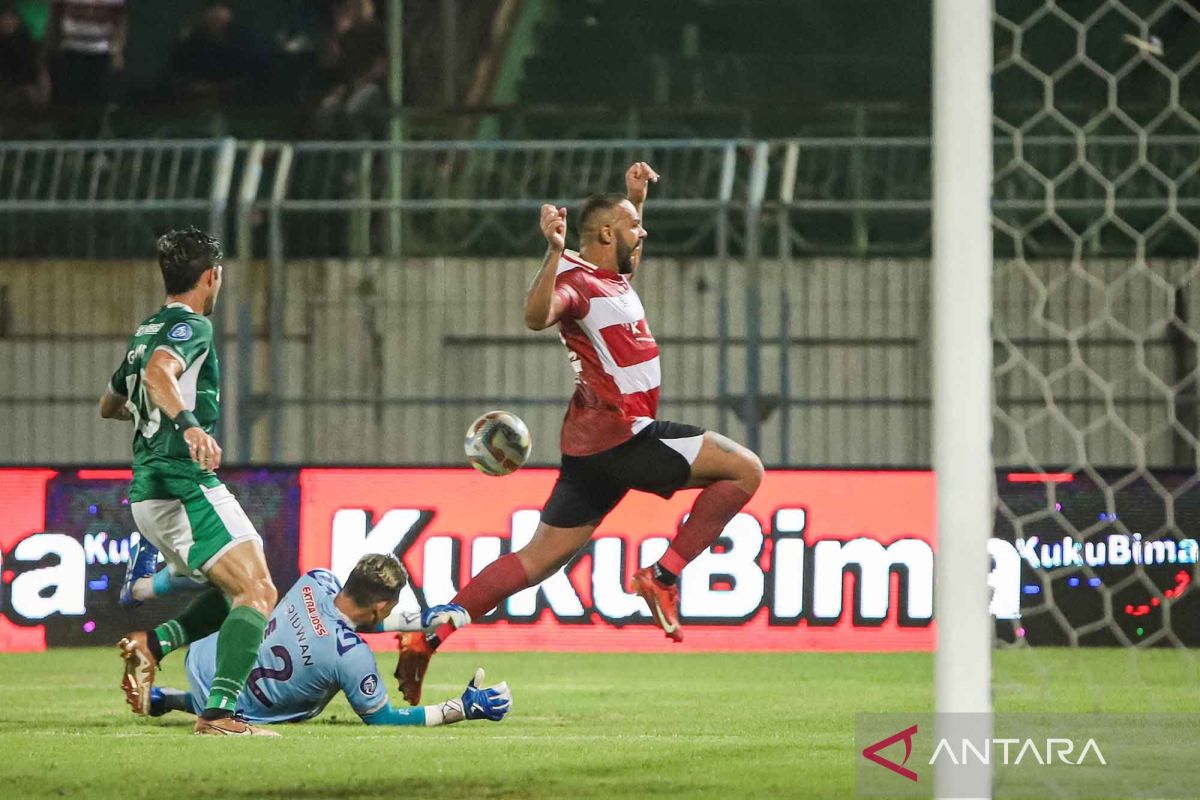 PSS Sleman menahan imbang Madura United tanpa gol