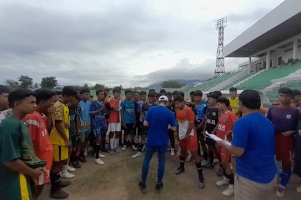 Ratusan pesepakbola muda Palu mengikuti seleksi masuk Timnas Garuda