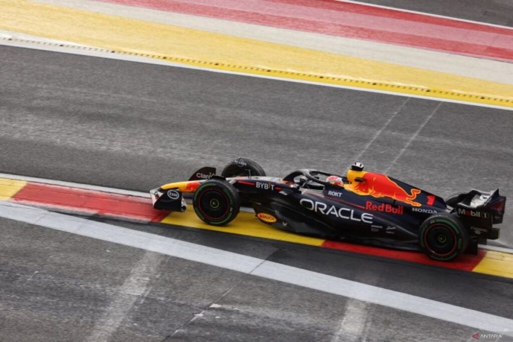 Verstappen rebut pole GP Australia, Sainz kembali ke grid dengan kuat