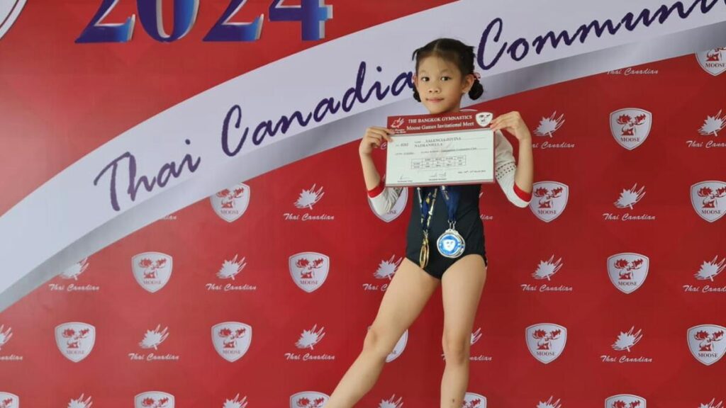 Jovina Jtwins mengharumkan nama Indonesia di Kejuaraan Senam di Thailand, meraih 2 medali emas